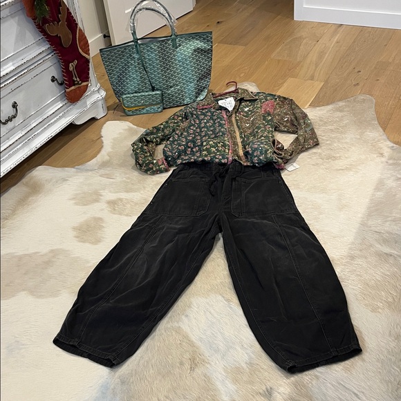 We The Free Silverton Puddle Barrel Jeans - Picture 2 of 13